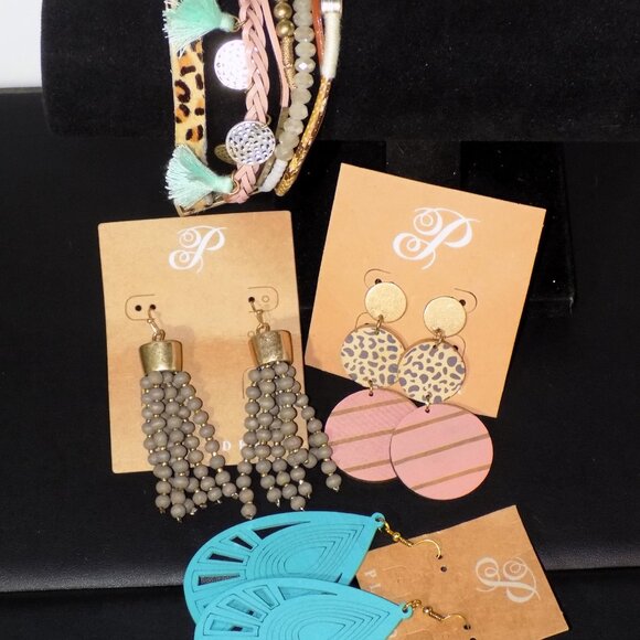 Lot 11 New Plunder Earrings & Bracelet Bundle. Statement Boho Retro Wood Metal - Picture 2 of 9